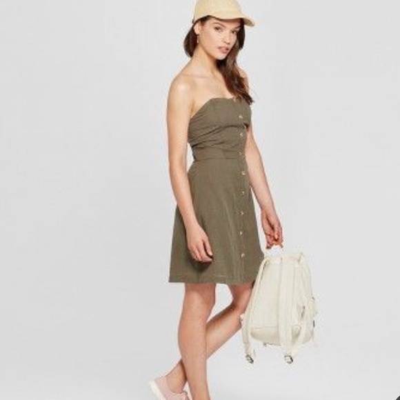 Universal Threads dress - Picture 1 of 4